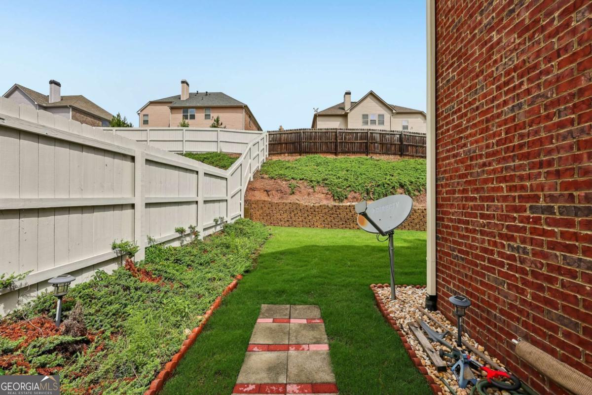 1685 Gallant Fox Lane