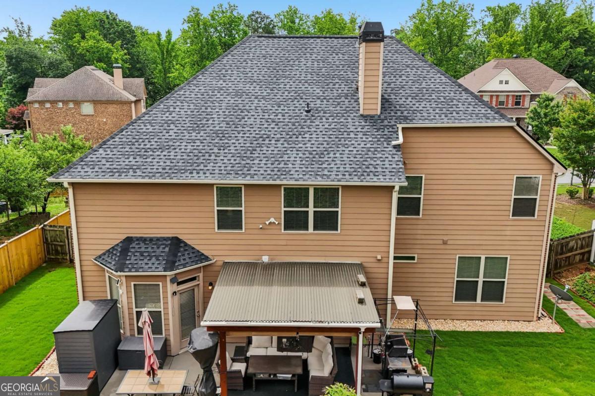 1685 Gallant Fox Lane