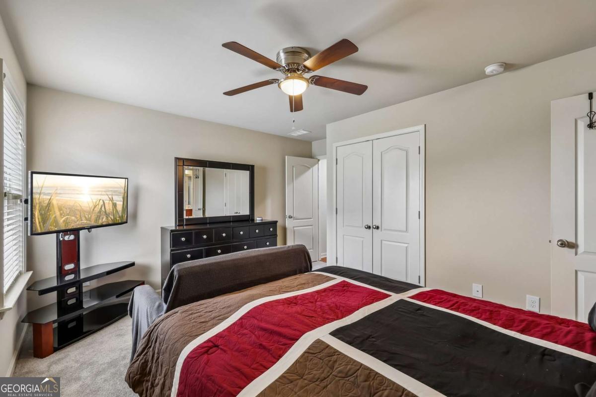 1685 Gallant Fox Lane