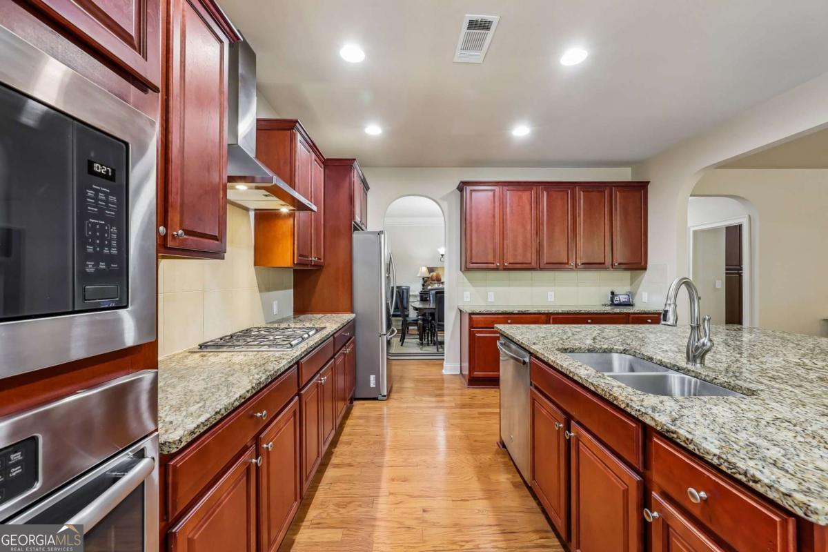 1685 Gallant Fox Lane