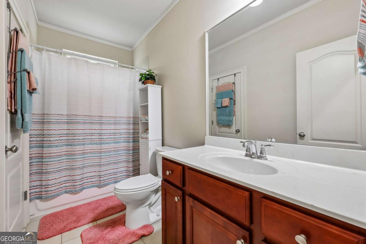 1685 Gallant Fox Lane