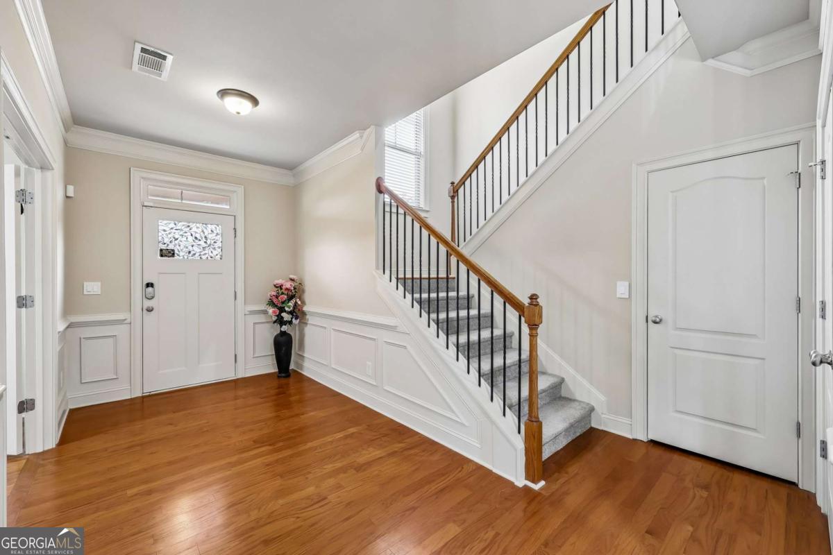 1685 Gallant Fox Lane