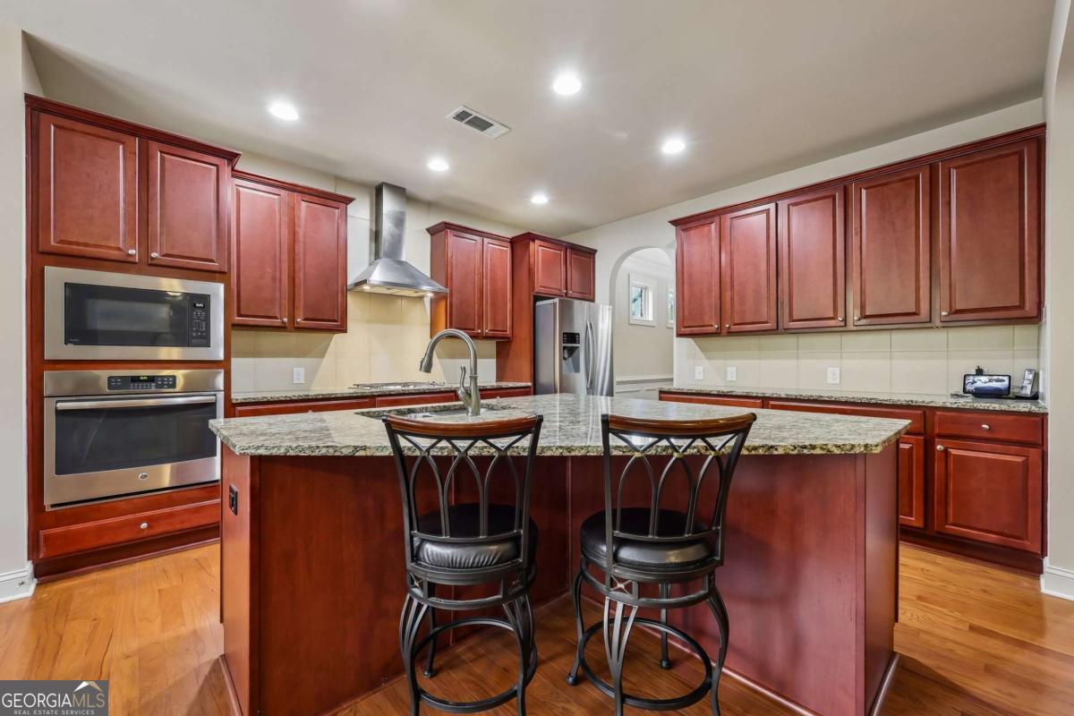 1685 Gallant Fox Lane