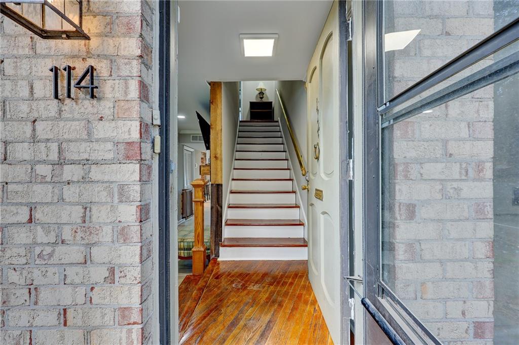 114 Elysian Way NW