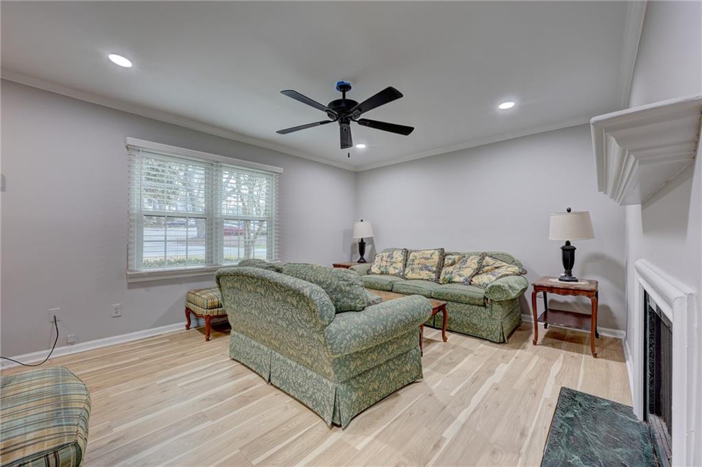 114 Elysian Way NW