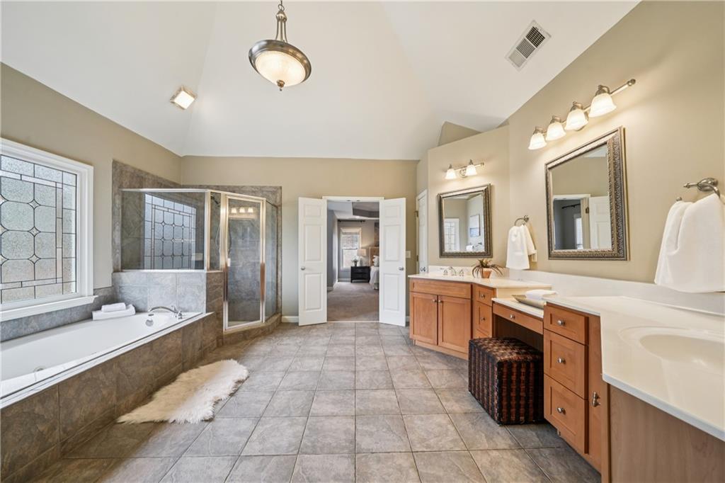 3502 Valley Haven Court