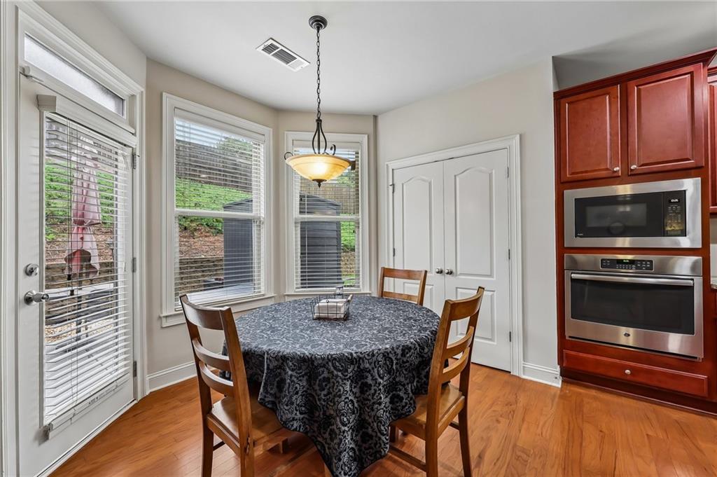 1685 Gallant Fox Lane