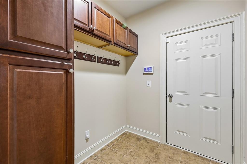 1685 Gallant Fox Lane