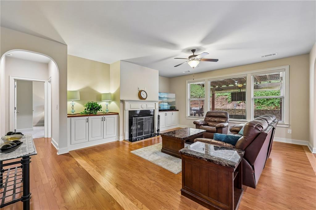 1685 Gallant Fox Lane