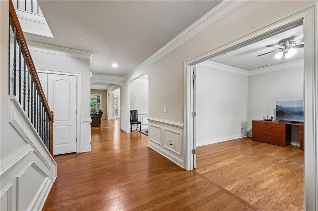 1685 Gallant Fox Lane