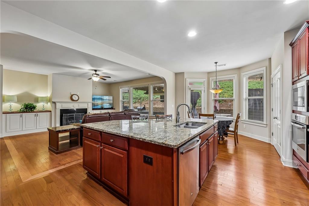 1685 Gallant Fox Lane