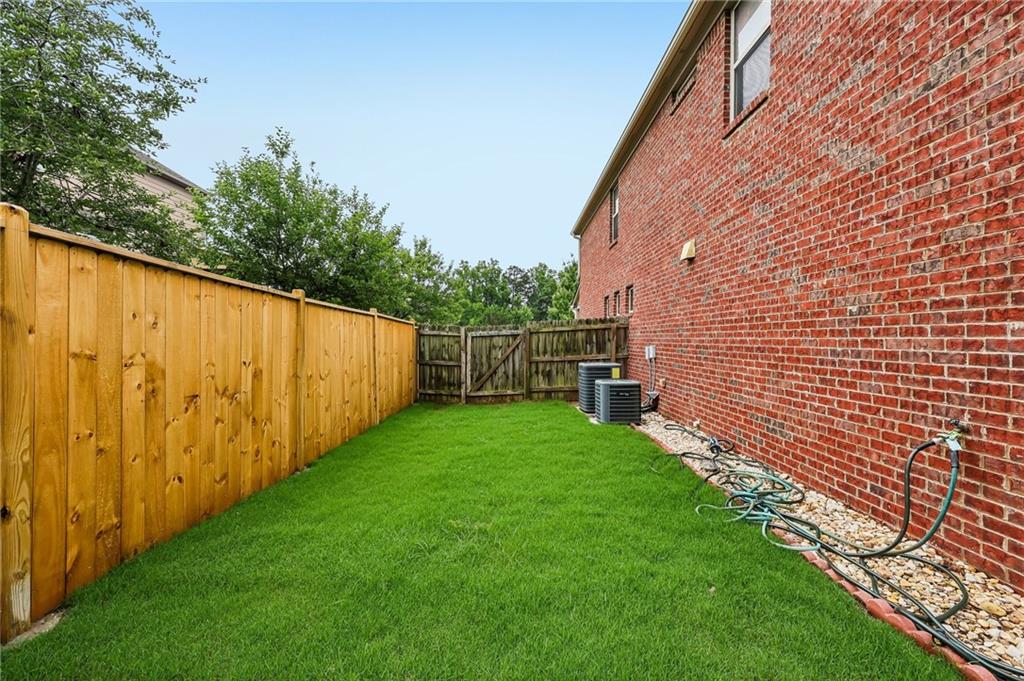 1685 Gallant Fox Lane
