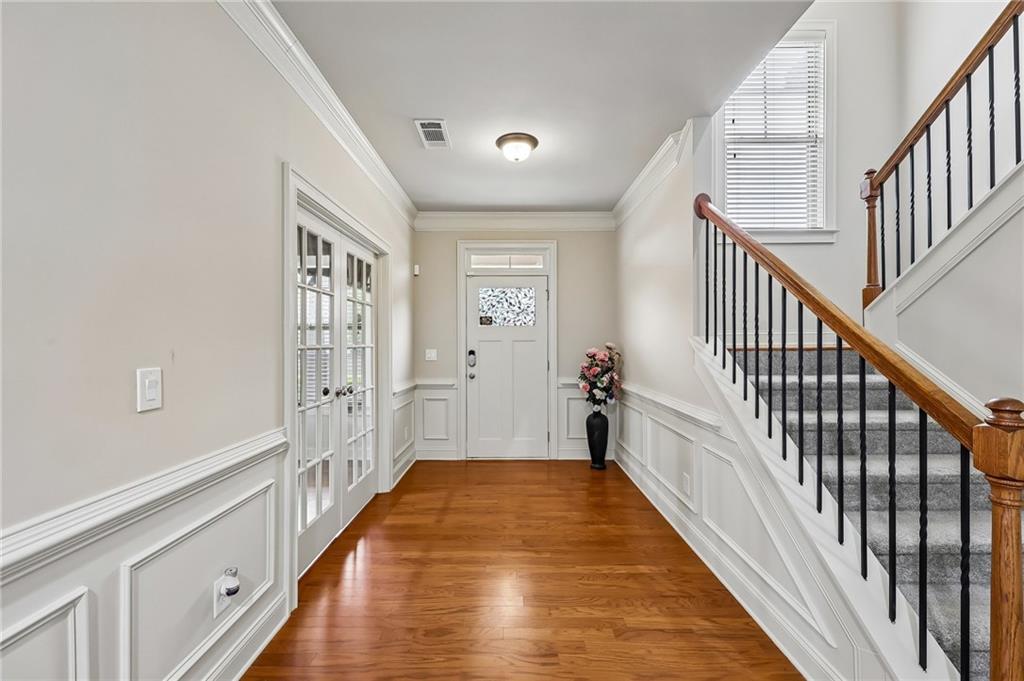 1685 Gallant Fox Lane