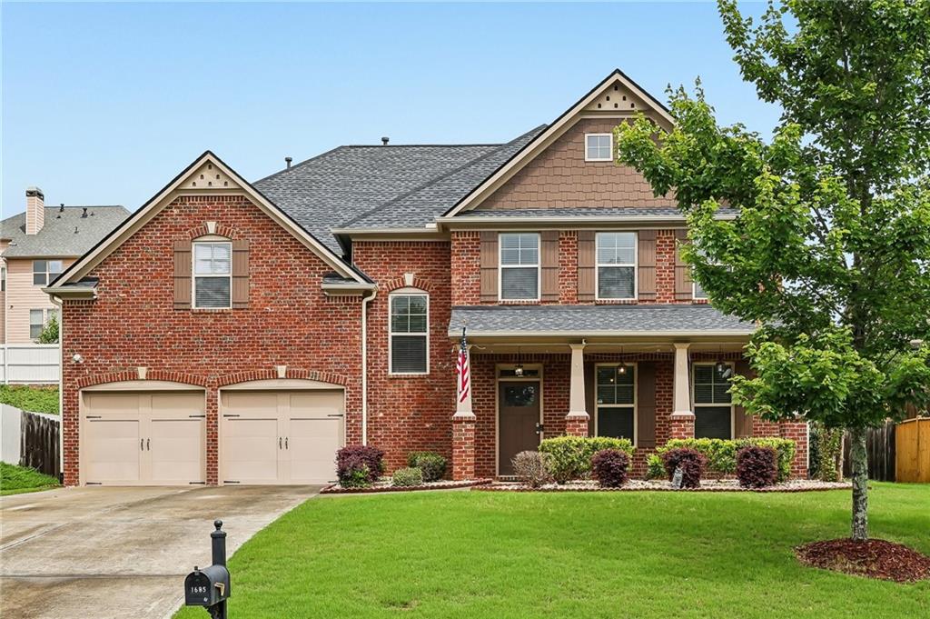 1685 Gallant Fox Lane