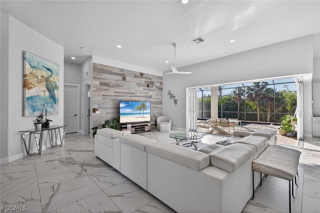 15960 Old Wedgewood CT