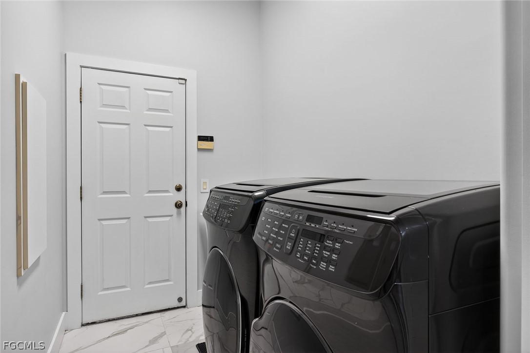 15960 Old Wedgewood CT