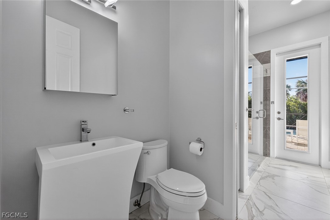 15960 Old Wedgewood CT