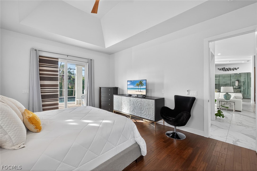 15960 Old Wedgewood CT