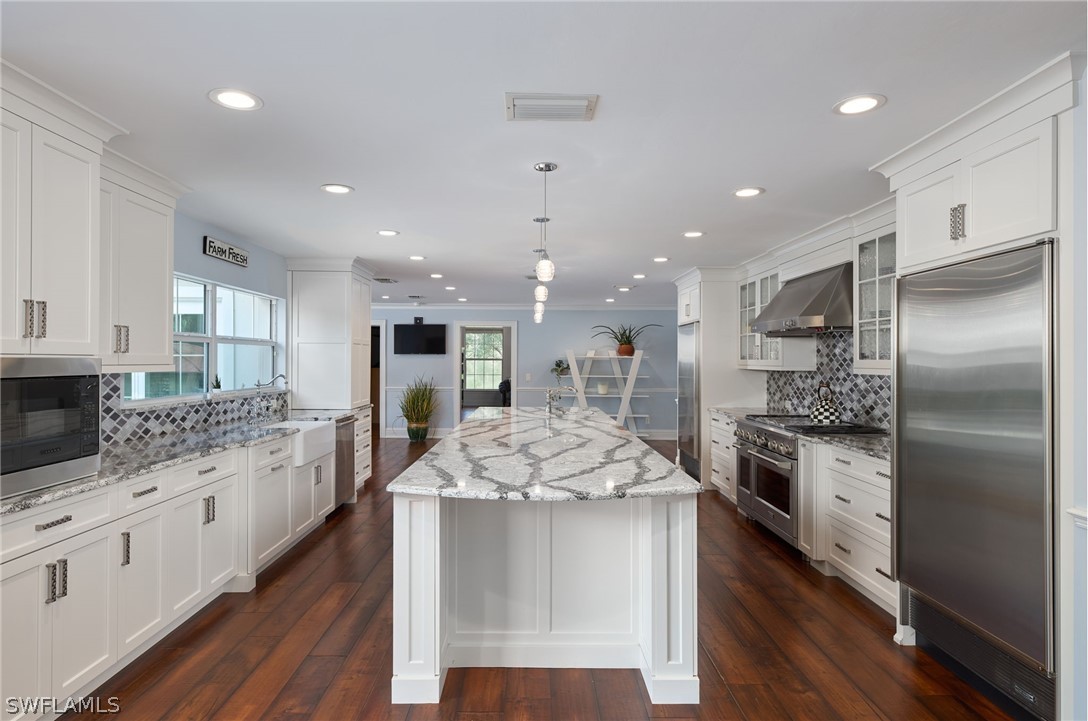 13570 Brynwood LN