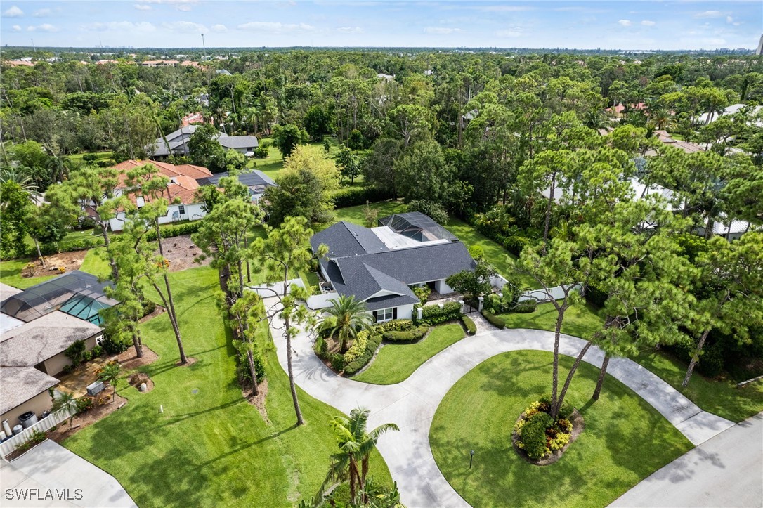 13863 Pine Villa LN