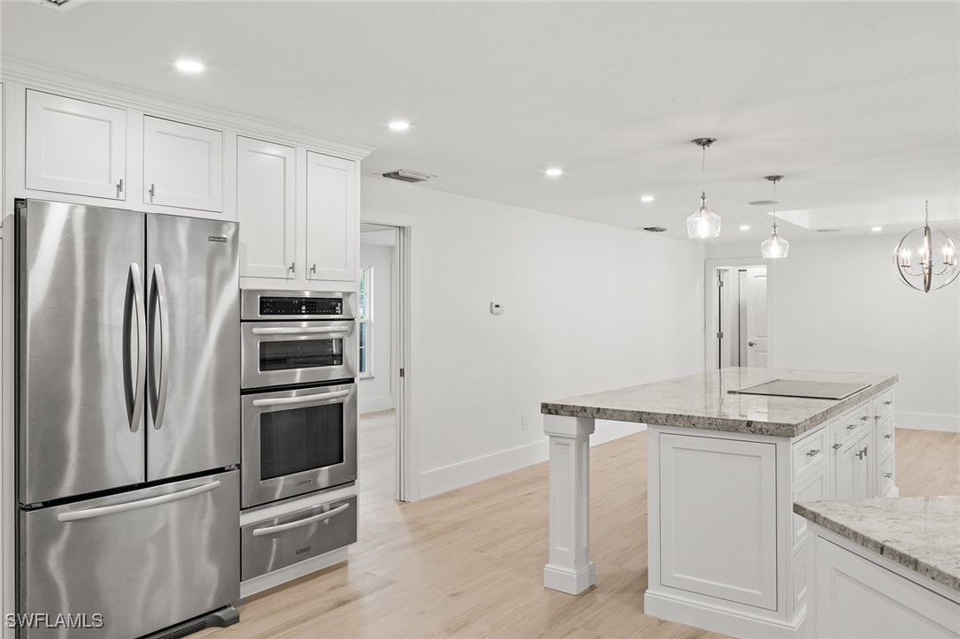 13863 Pine Villa LN