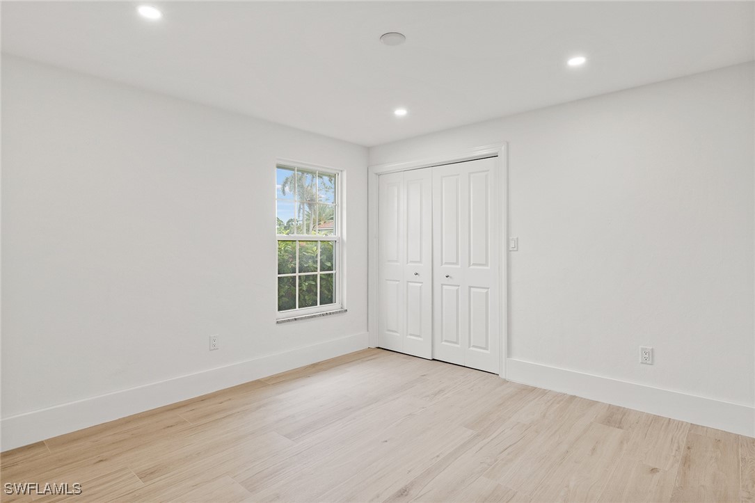 13863 Pine Villa LN