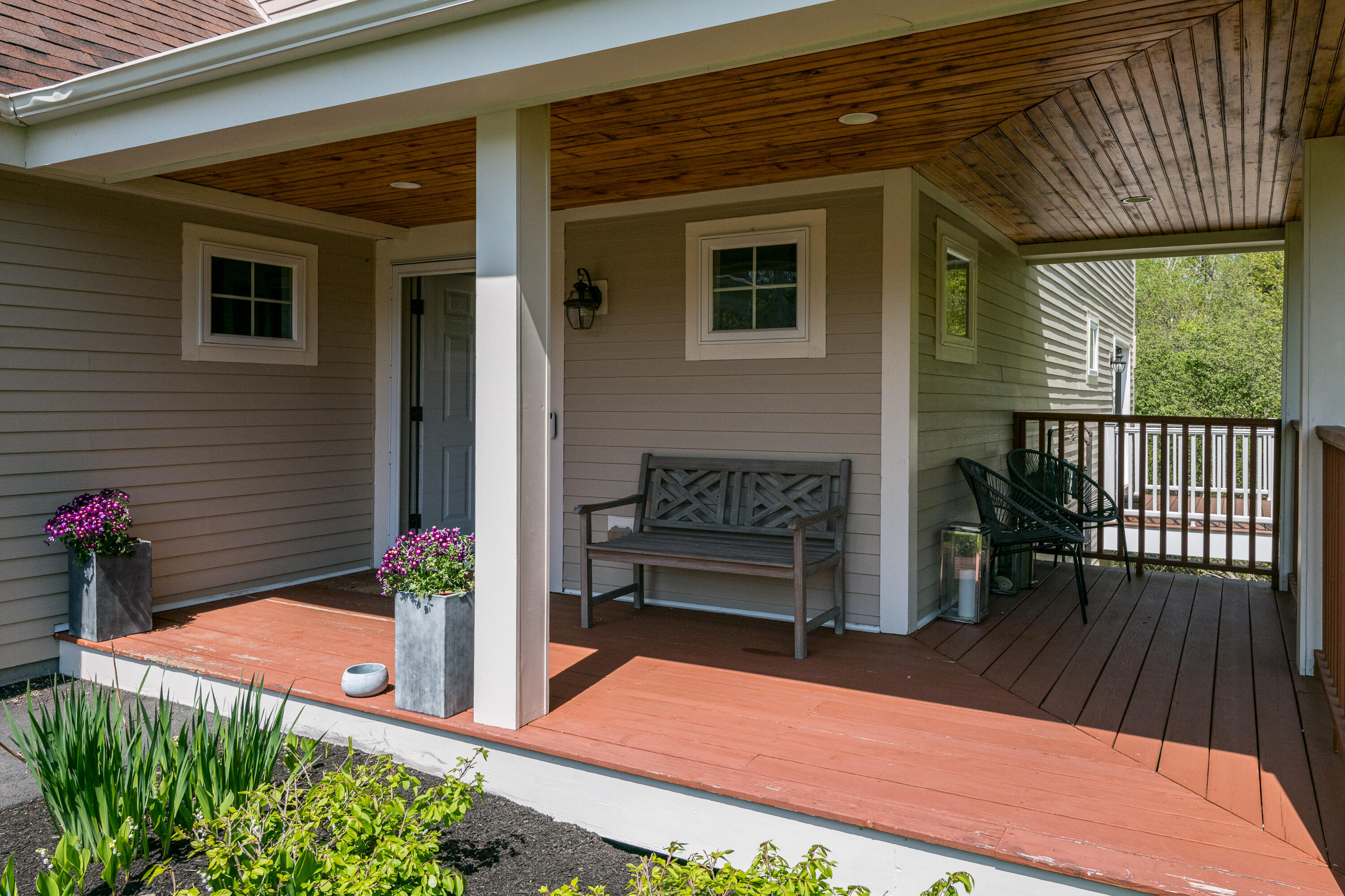 146 Ridge Road, 44