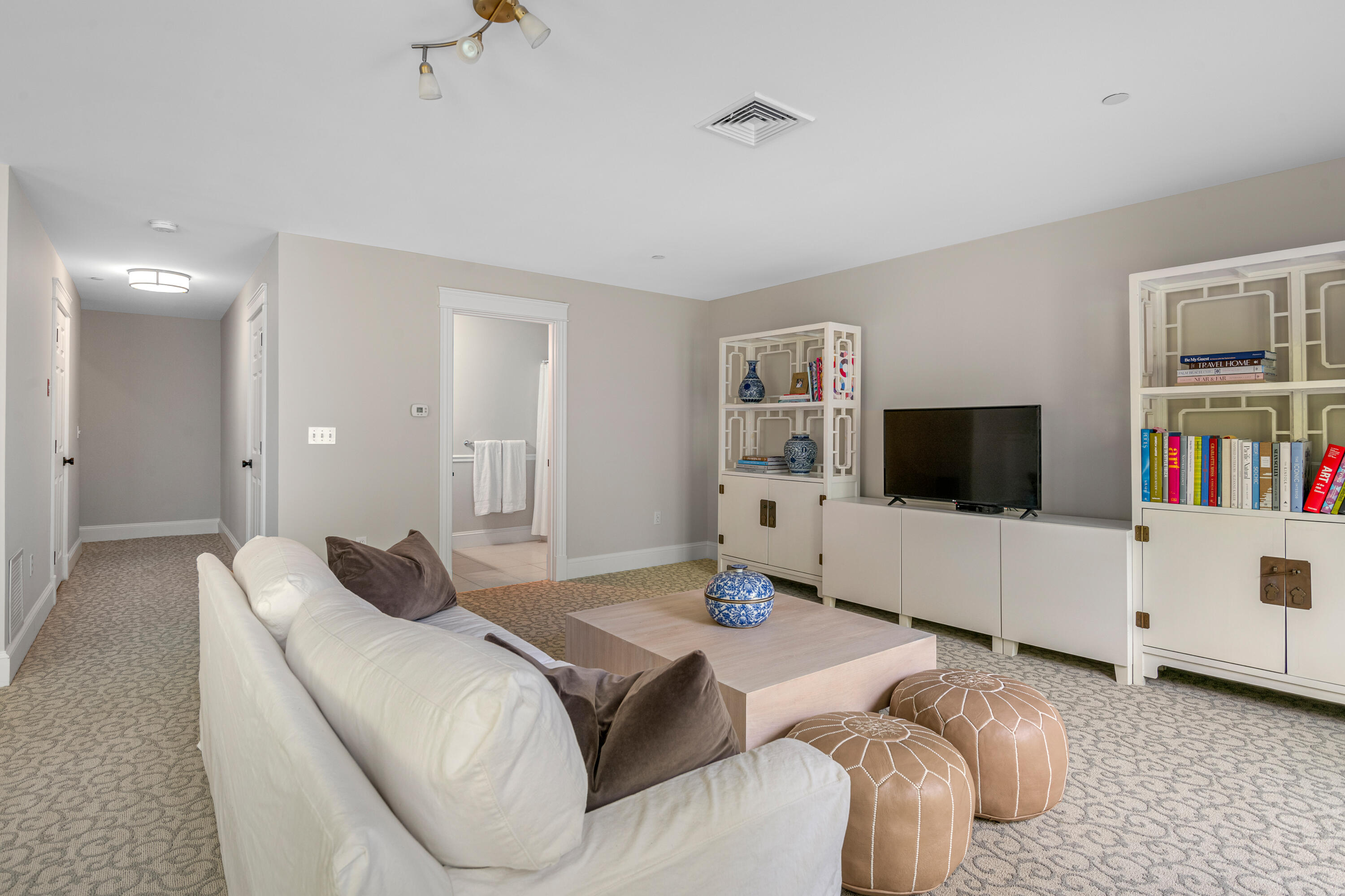 146 Ridge Road, 44
