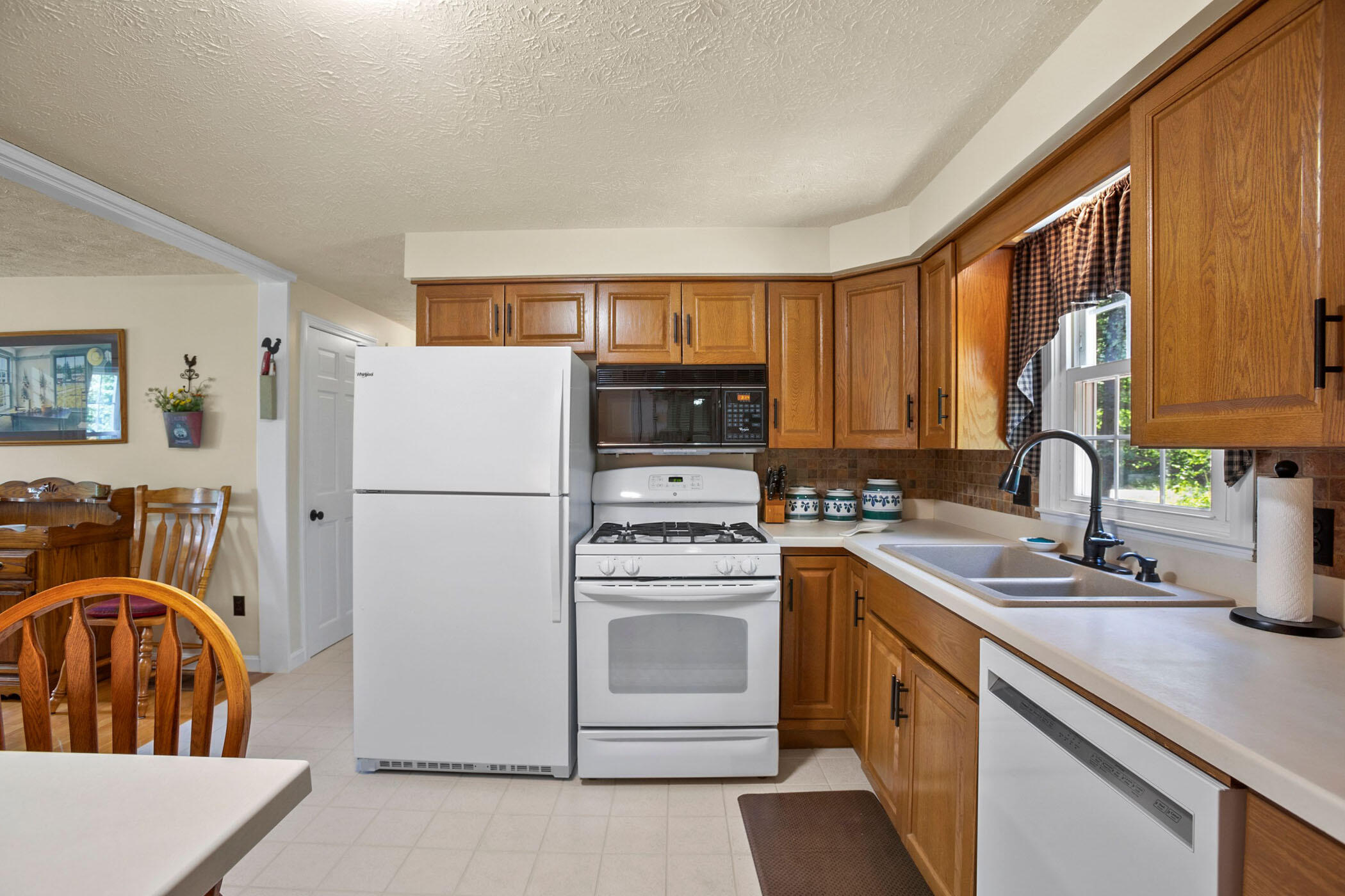 3 Kimball Lane