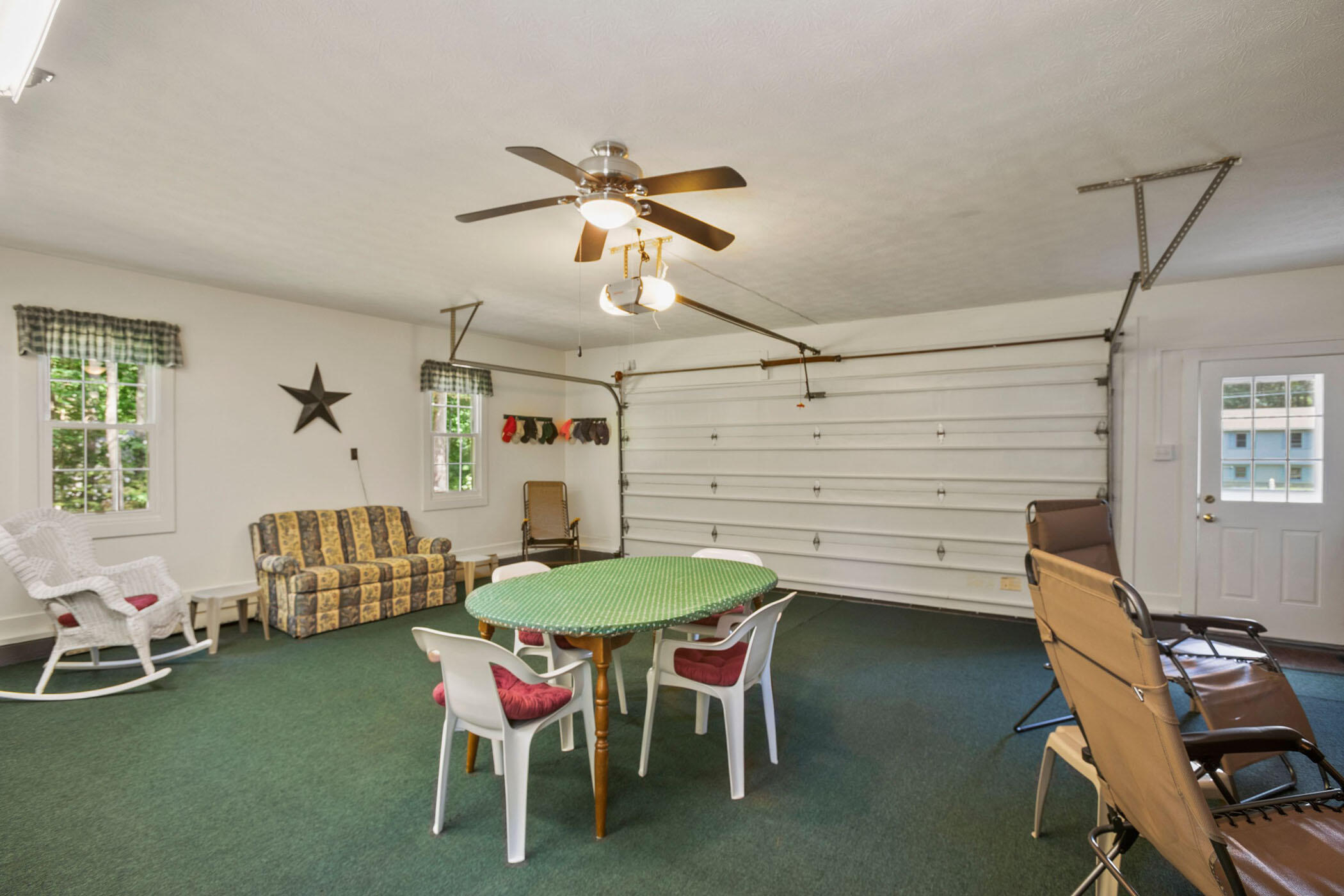 3 Kimball Lane