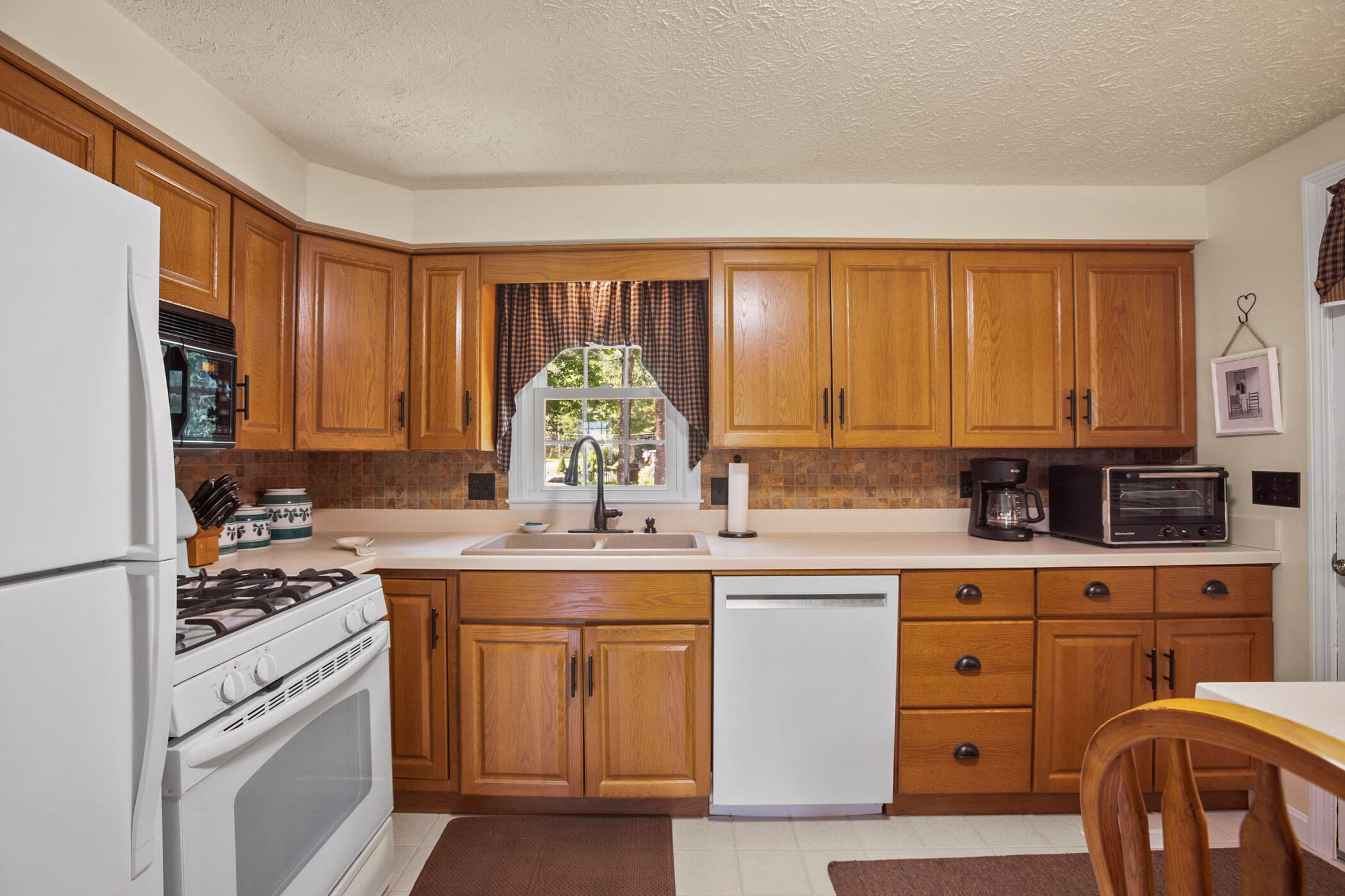 3 Kimball Lane