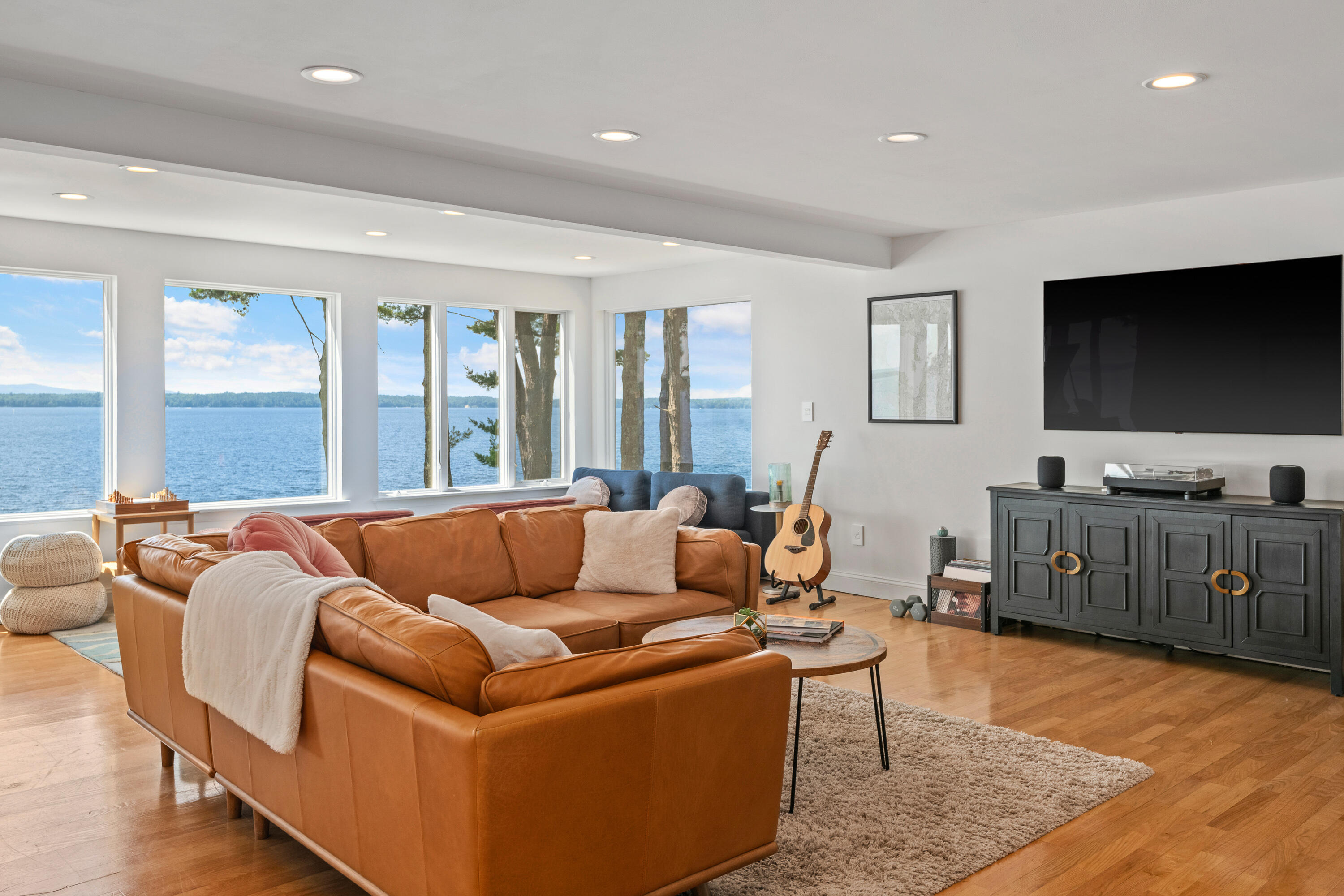 2 Lake Avenue