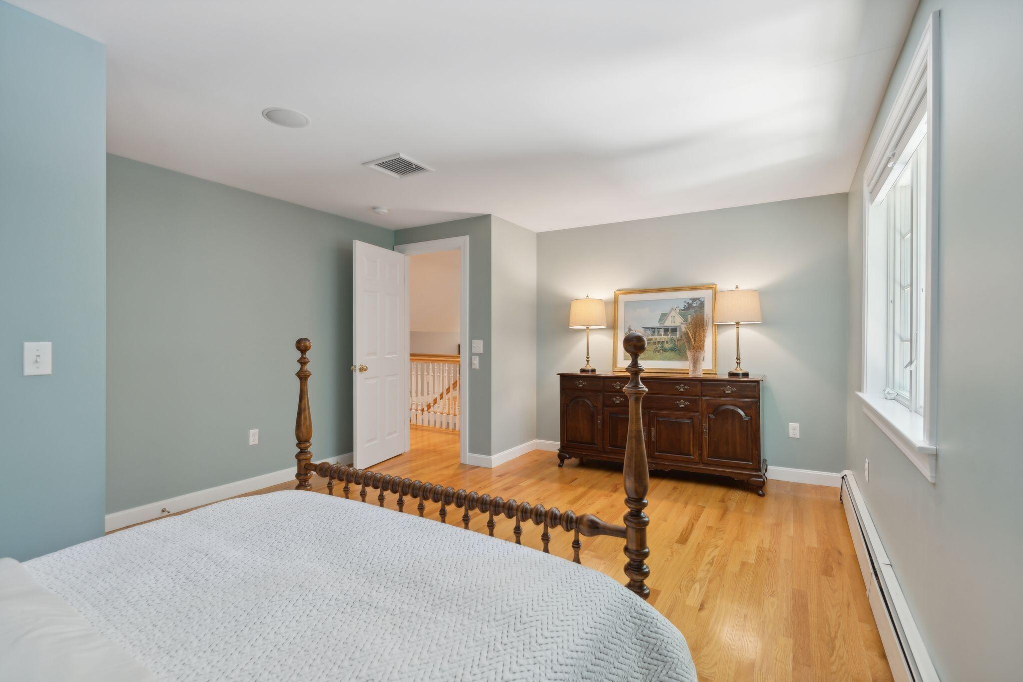 75 Applegate Lane, 75