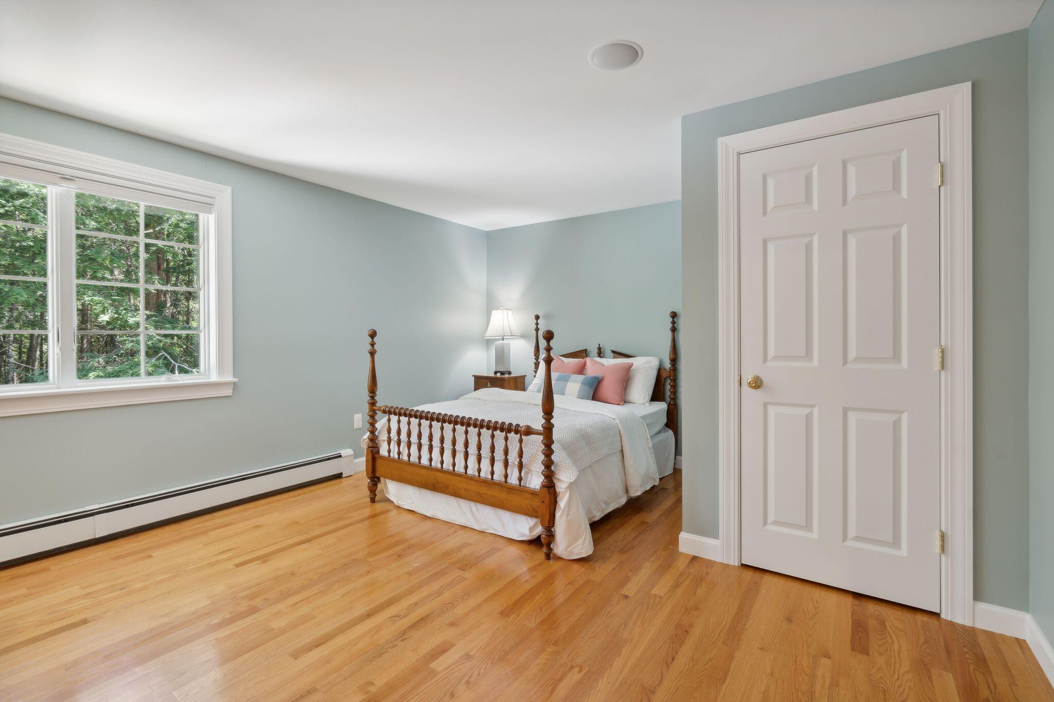 75 Applegate Lane, 75
