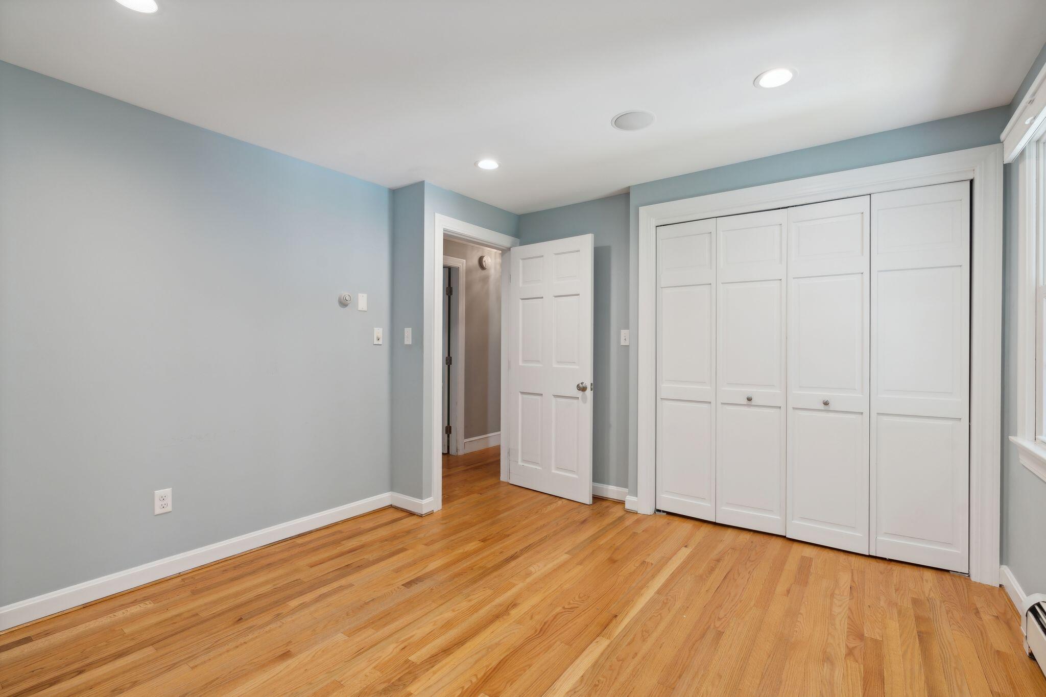 75 Applegate Lane, 75