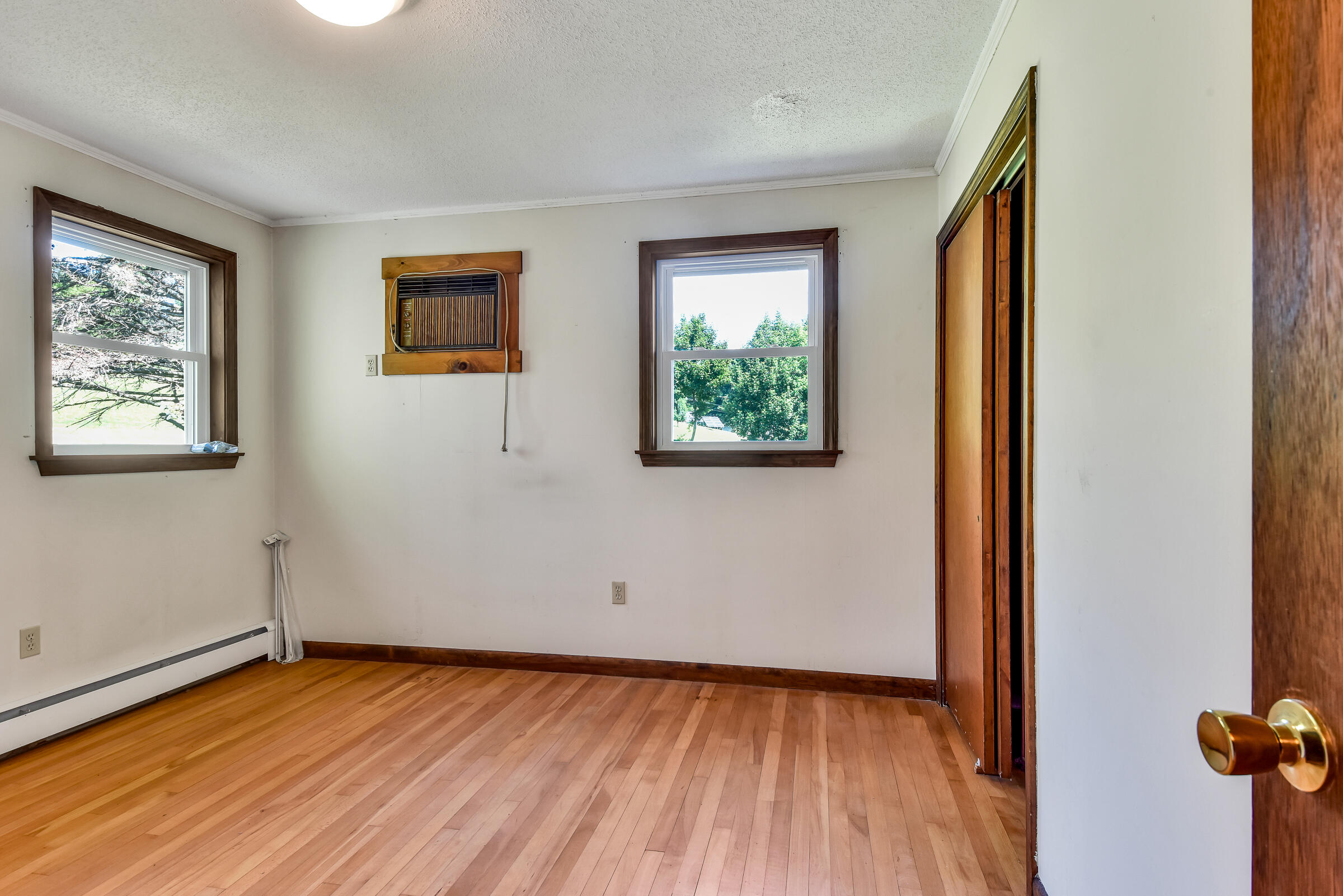 125 West Hill Road