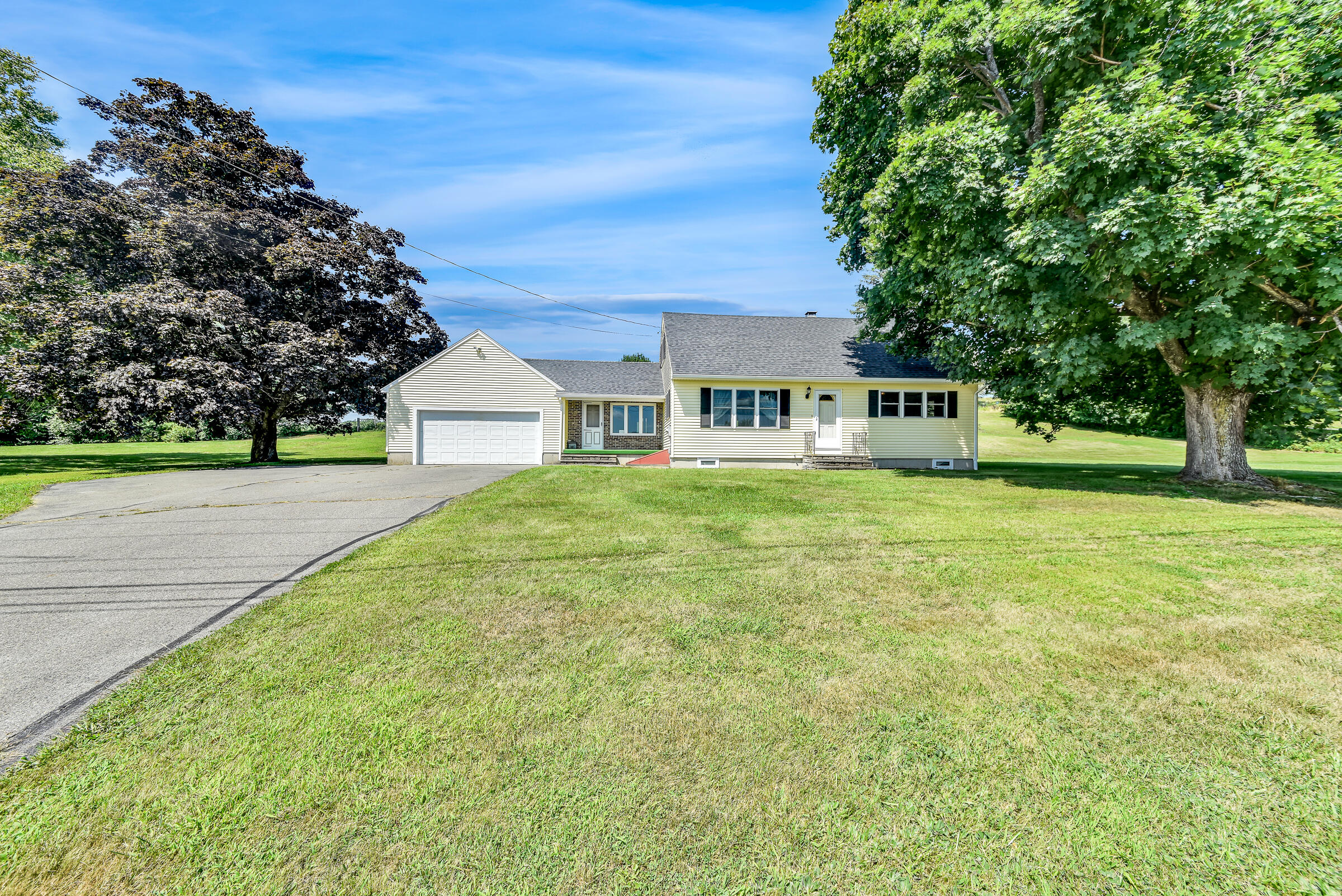 125 West Hill Road