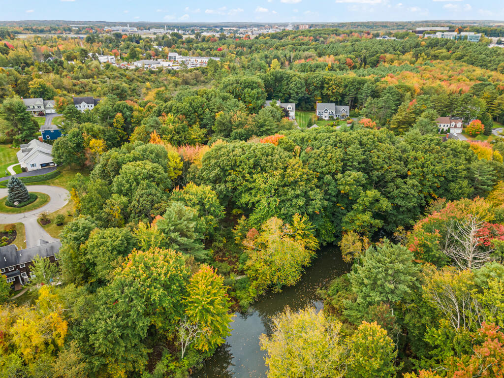 85 River's Edge Drive