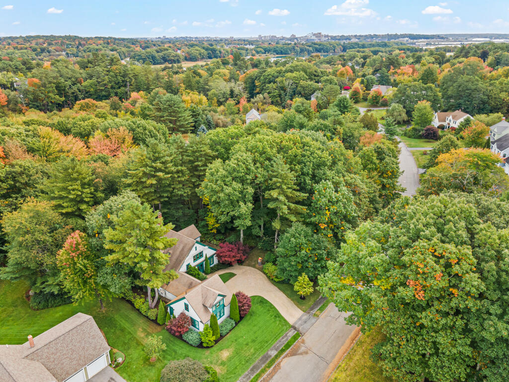 85 River's Edge Drive