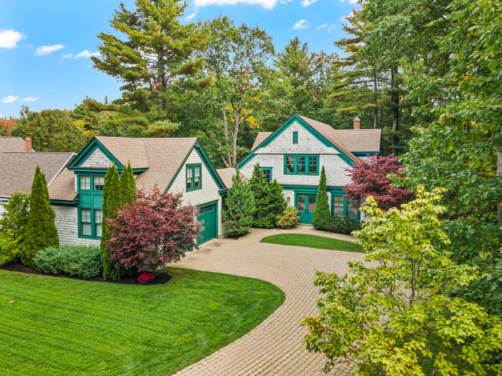 85 River's Edge Drive