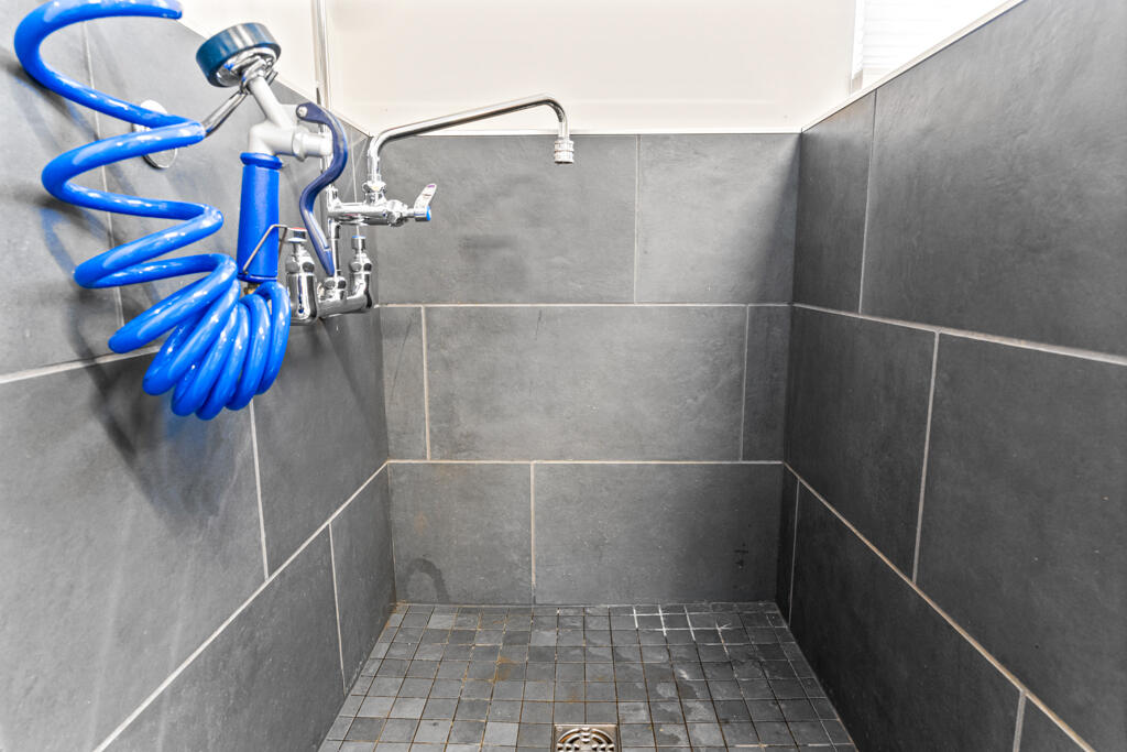 85 River's Edge Drive