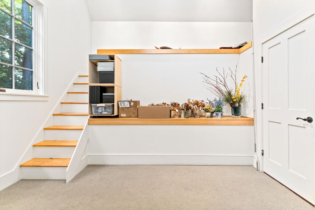 85 River's Edge Drive