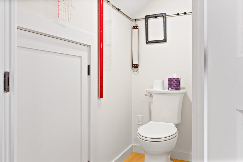 85 River's Edge Drive