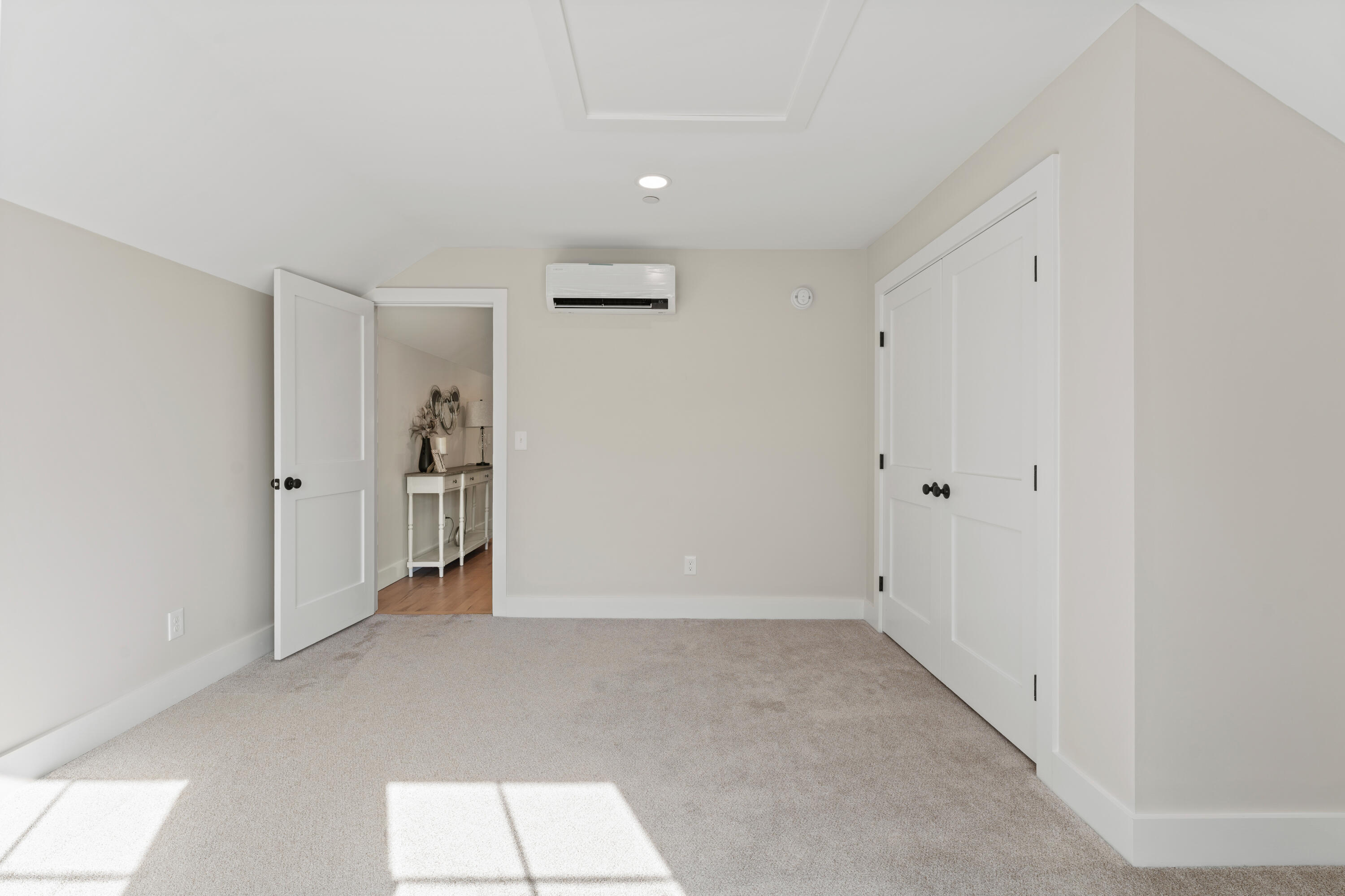 75 Owl's Nest Road