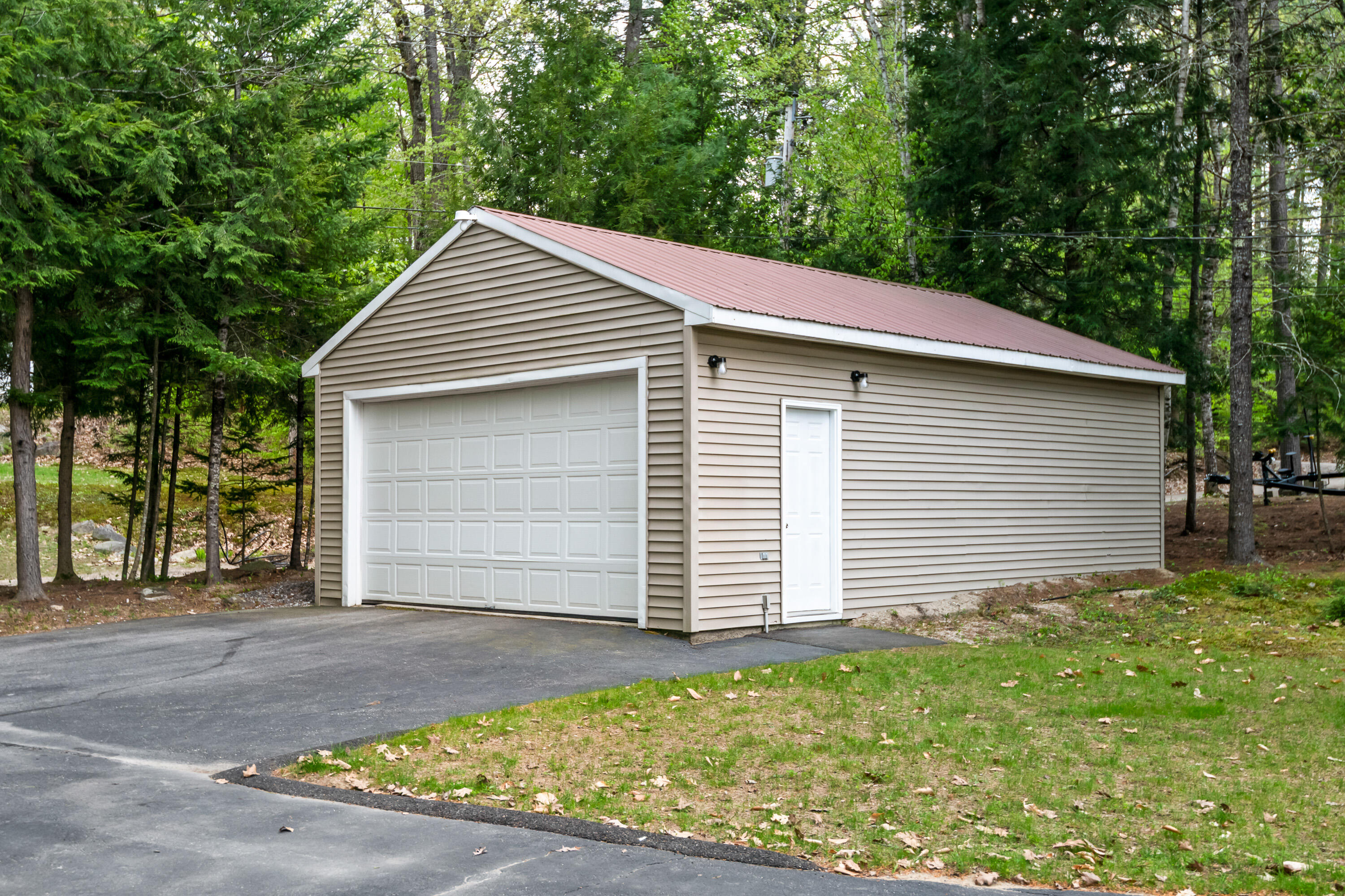 77 Beach Road