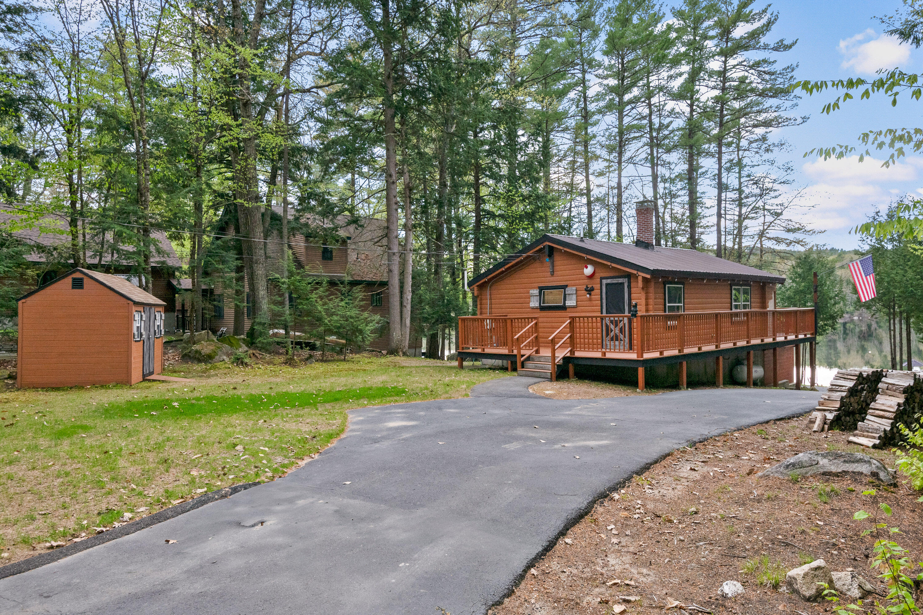 77 Beach Road