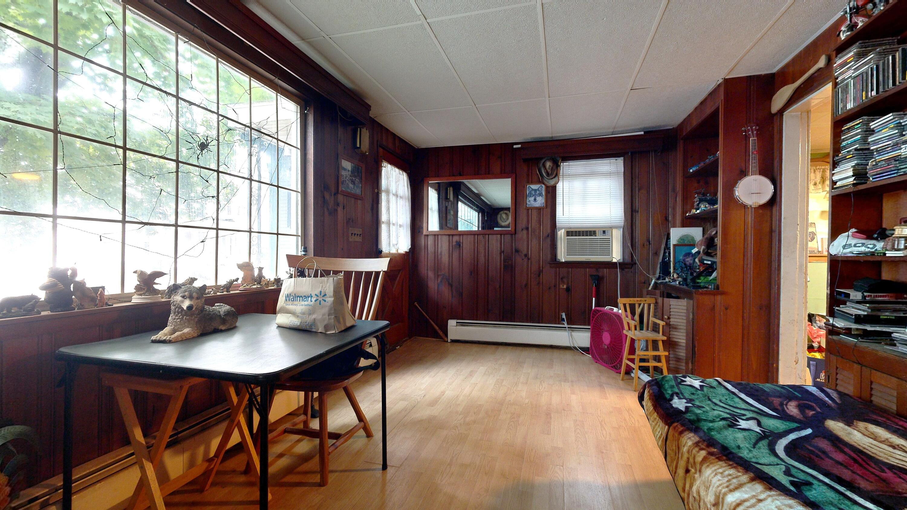 12 Kossuth Street