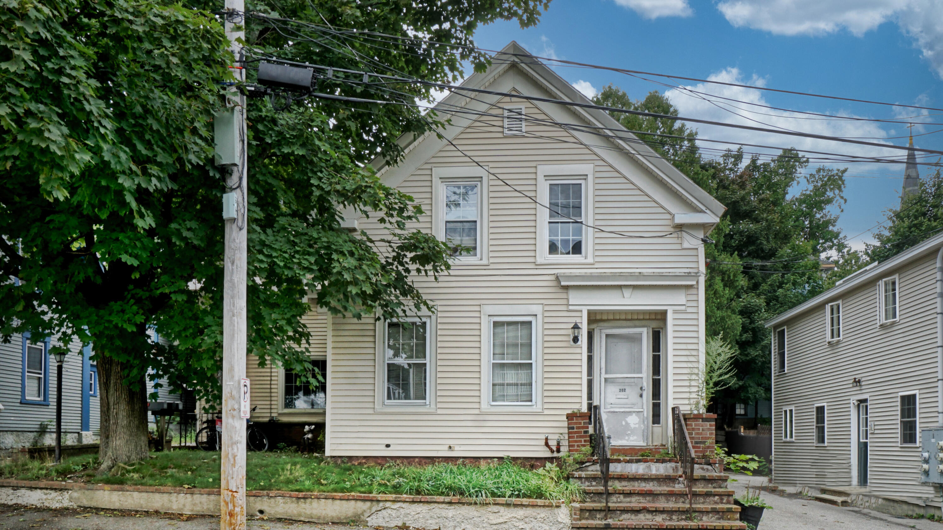 12 Kossuth Street