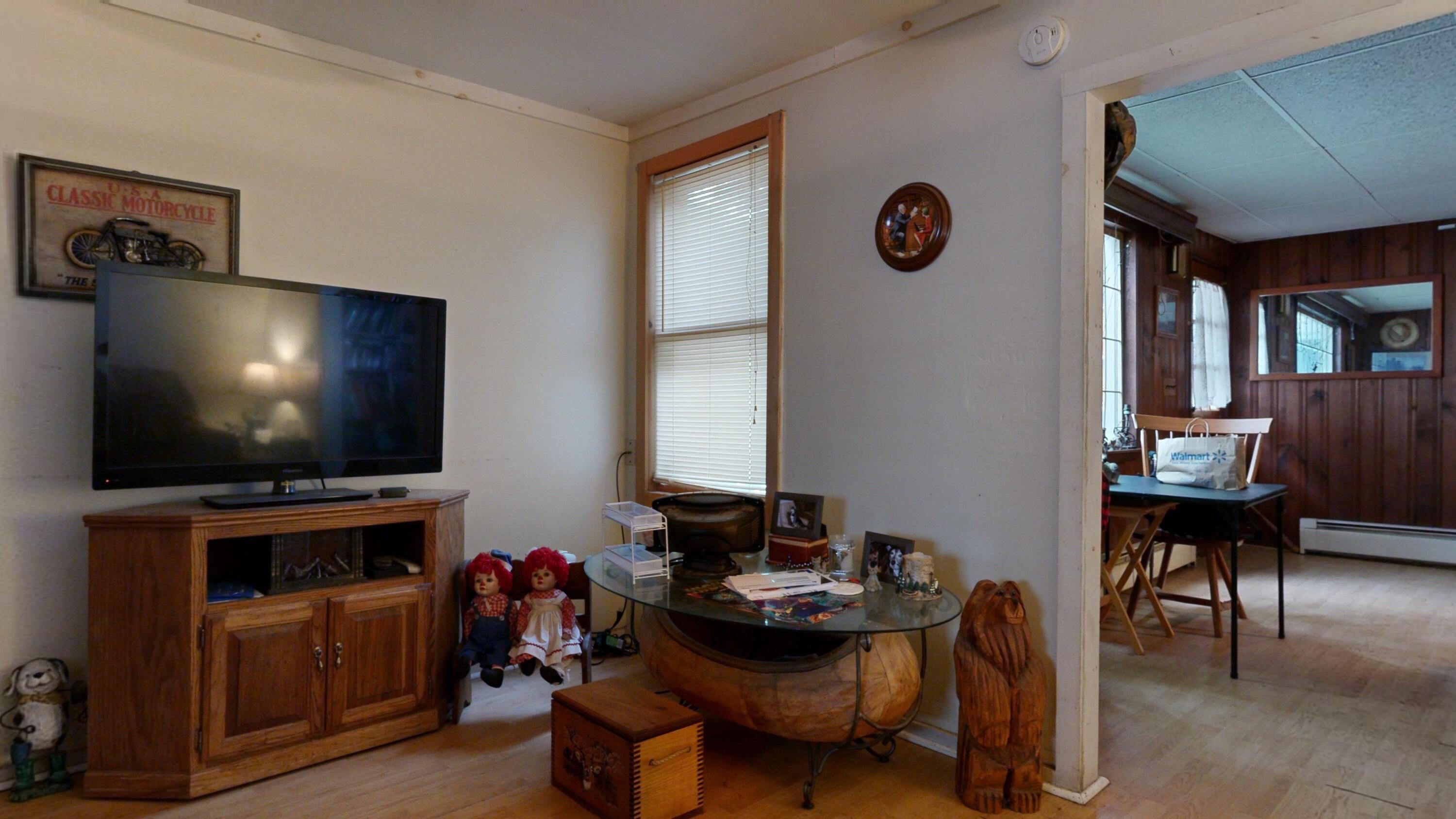 12 Kossuth Street
