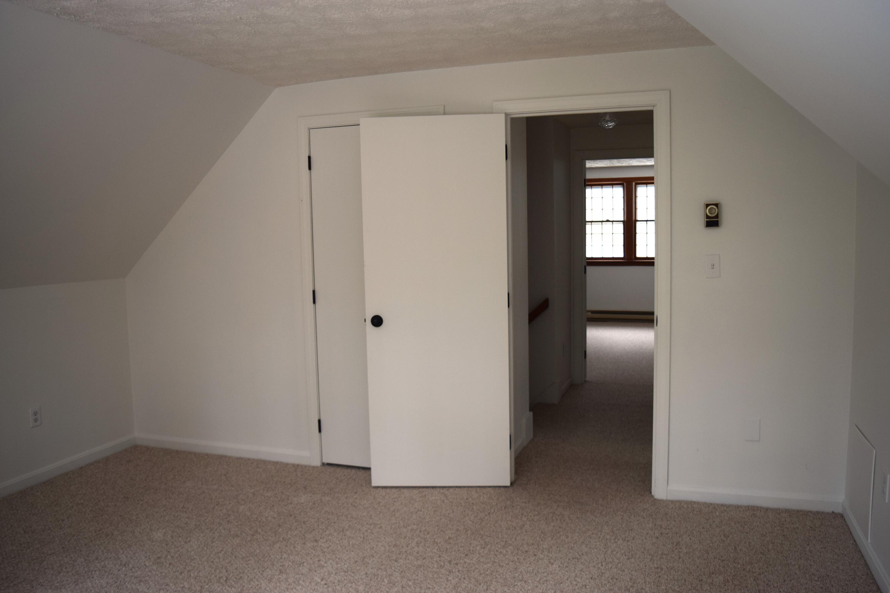 12 Deborah Lane